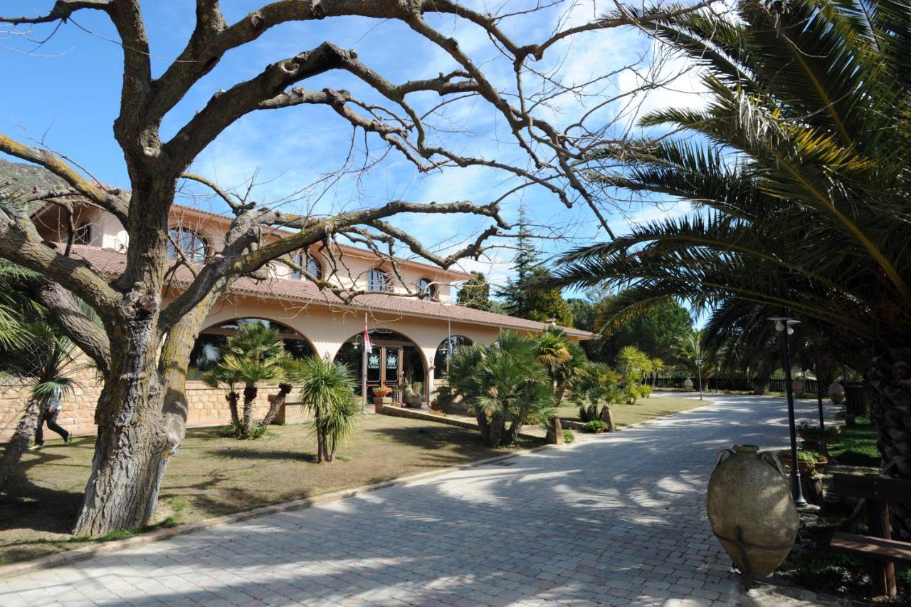 Agriturismo Il Drago Mirabella Imbaccari 外观 照片
