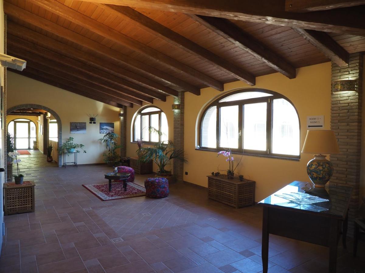 Agriturismo Il Drago Mirabella Imbaccari 外观 照片